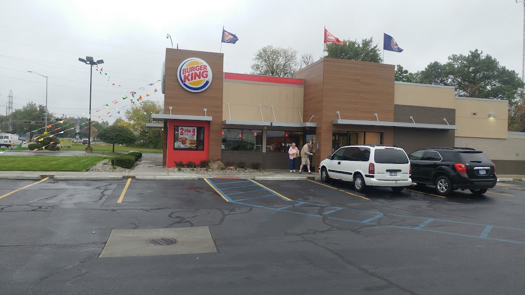 Burger King | 90 E Walton Blvd, Pontiac, MI 48340, USA | Phone: (248) 234-6376