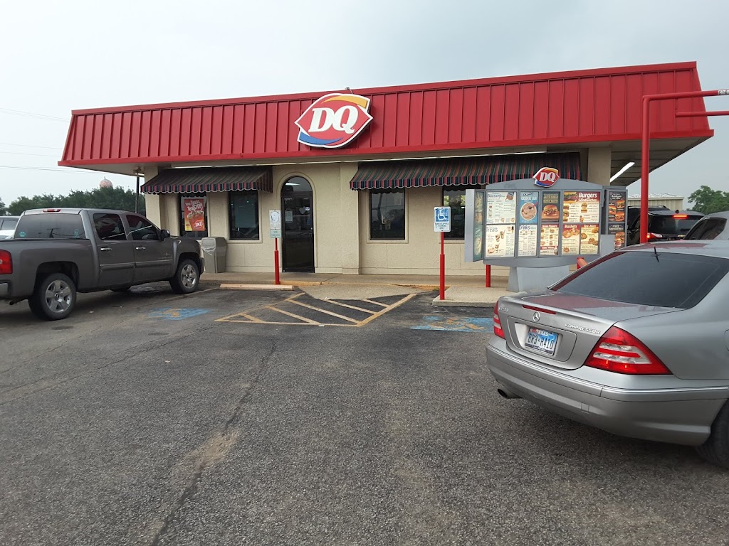 Dairy Queen | 9438 TX-16, Poteet, TX 78065, USA | Phone: (830) 742-3804