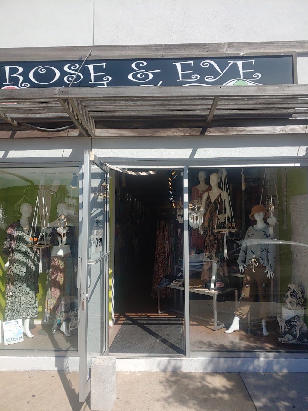 Rose & Eye | 893 W Beech St, Long Beach, NY 11561 | Phone: (516) 544-4477