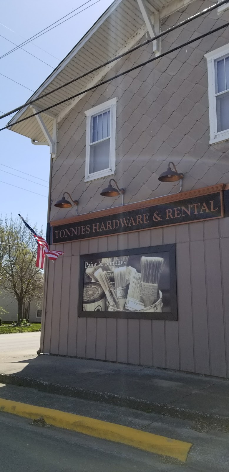Tonnies Hardware & Rental | 126 N Commercial St, Albers, IL 62215, USA | Phone: (618) 248-5172