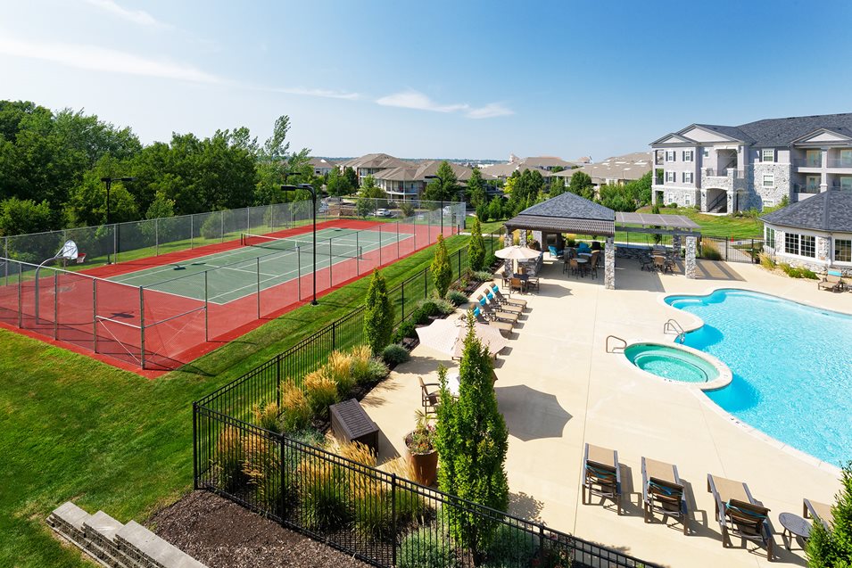 Corbin Greens Apartments | 14000 Russell St, Overland Park, KS 66223, USA | Phone: (913) 402-2029