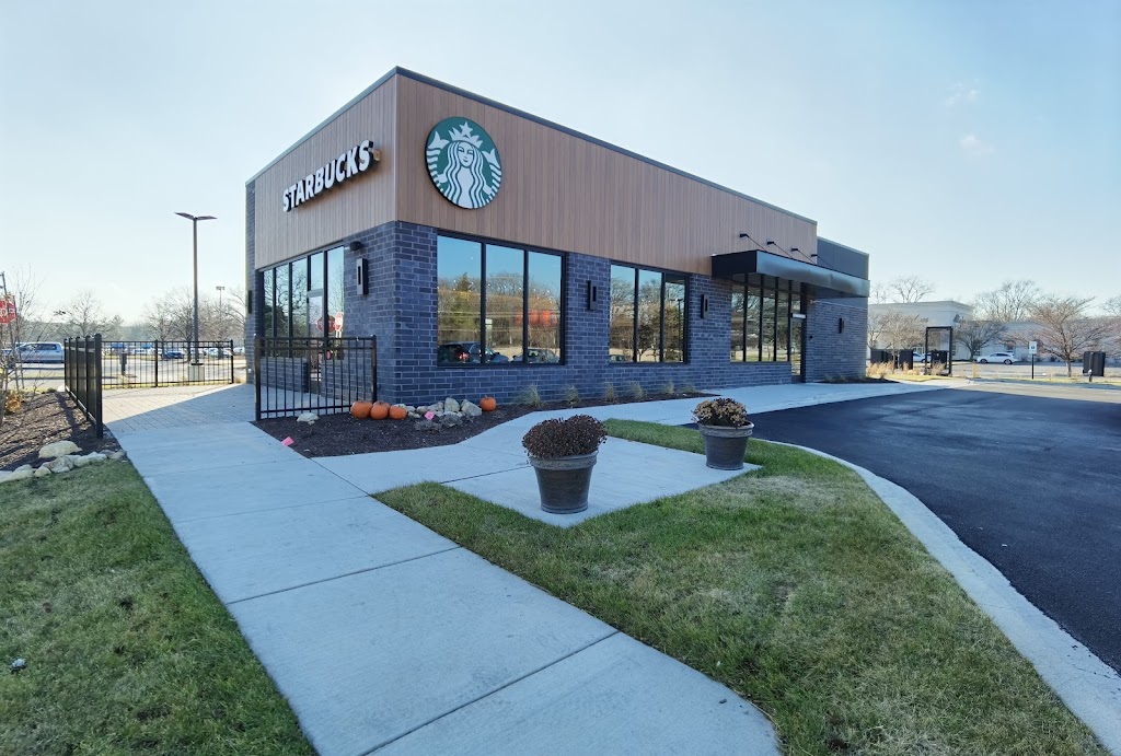 Starbucks | 22W151 Butterfield Rd, Glen Ellyn, IL 60137, USA | Phone: (331) 269-1765