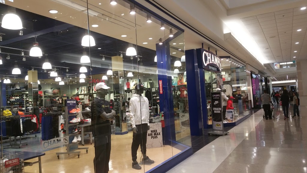 Champs Sports | 112 Yorktown Center, Lombard, IL 60148, USA | Phone: (630) 678-0155
