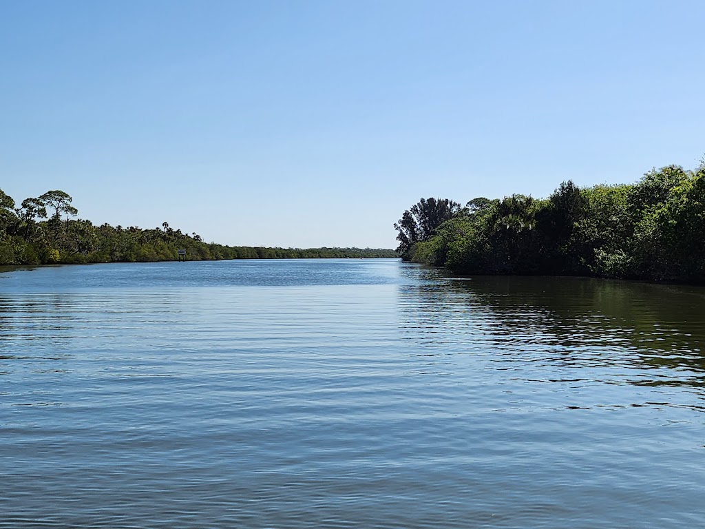 Cape Crossing Boat Rentals | 306 Lagoon Way, Merritt Island, FL 32953, USA | Phone: (321) 877-5083