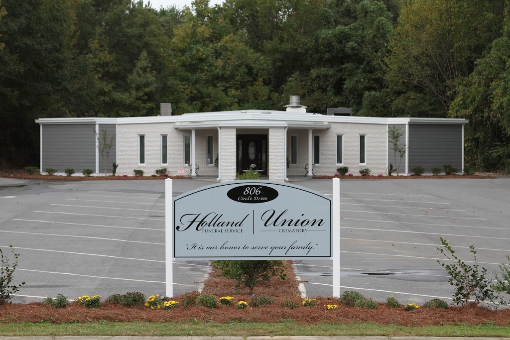 Holland Funeral Service & Crematory | 806 Circle Dr, Monroe, NC 28112, USA | Phone: (704) 283-9366