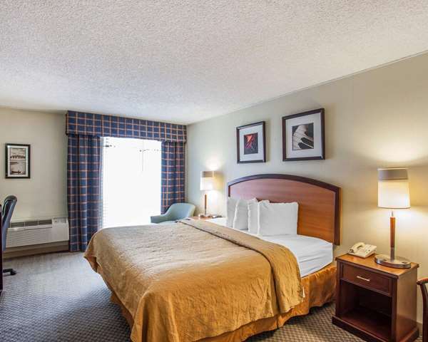 Quality Inn & Suites Everett | 101 128th St SE, Everett, WA 98208, USA | Phone: (425) 521-4020