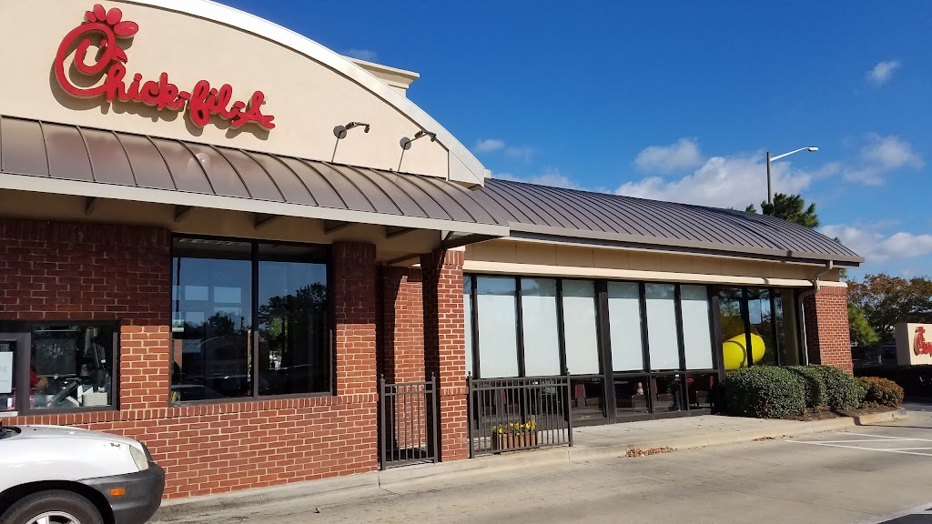 Chick-fil-A | 2013 Lynnhaven Pkwy, Virginia Beach, VA 23456, USA | Phone: (757) 471-4495