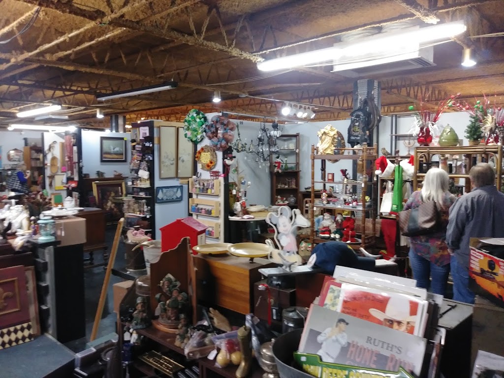 Westside Antique Marketplace | 12301 Camp Bowie W Blvd, Aledo, TX 76008, USA | Phone: (817) 244-4148