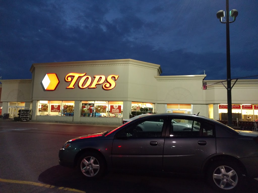 TOPS Friendly Markets | 906 Center St, Lewiston, NY 14092 | Phone: (716) 215-1350