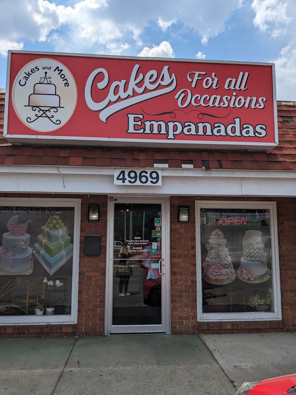 Cakes and More | 4969 N High St, Columbus, OH 43214, USA | Phone: (614) 430-8811