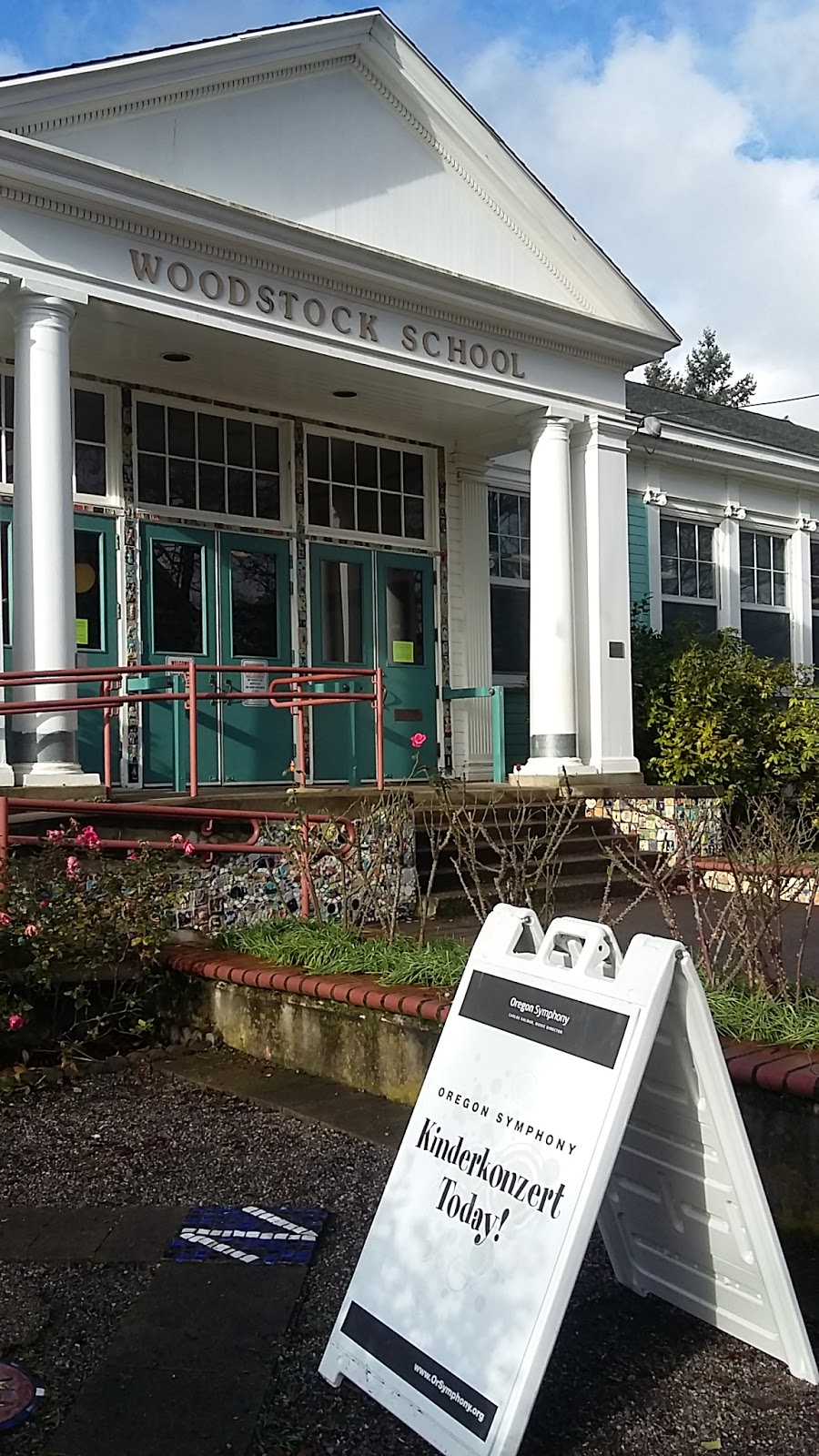 Woodstock Elementary School | 5601 SE 50th Ave, Portland, OR 97206, USA | Phone: (503) 916-6380