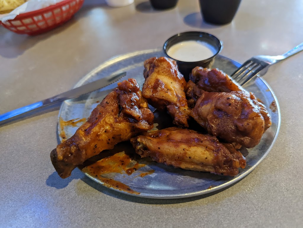 Pluckers Wing Bar | 9229 Rain Lily Trail, Fort Worth, TX 76177, USA | Phone: (817) 750-2473