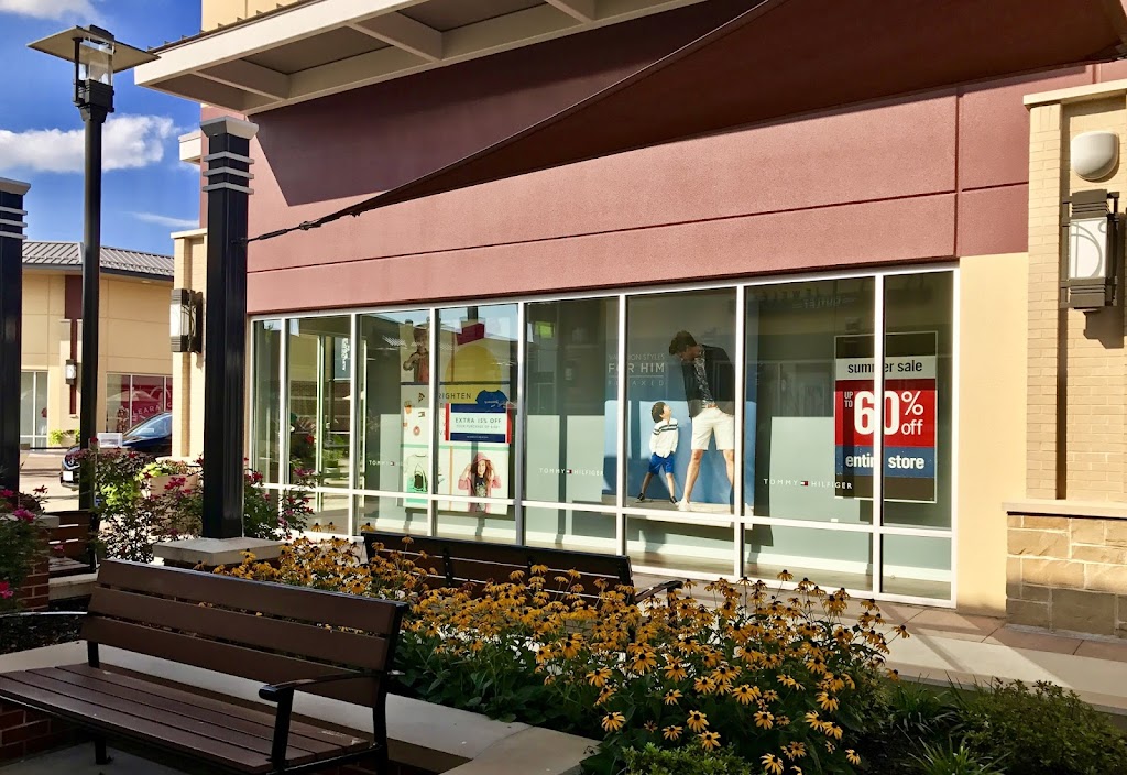 Tommy Hilfiger | 18517 Outlet Blvd Suite #200, Chesterfield, MO 63005, USA | Phone: (636) 778-1380