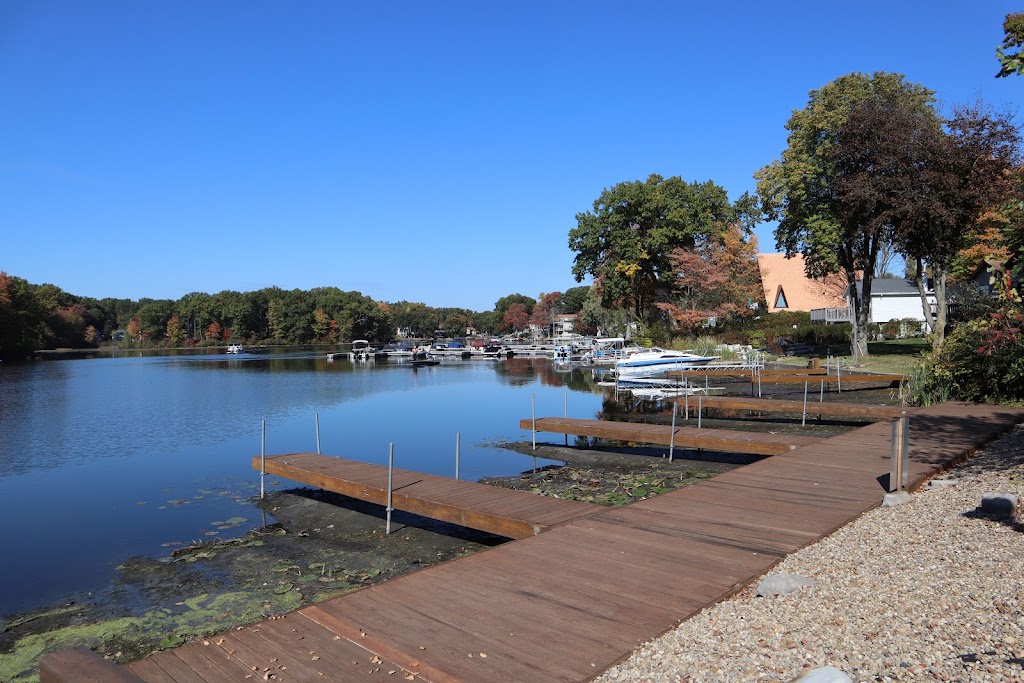 Nauti Vine Winery | 3950 S Main St, Akron, OH 44319, USA | Phone: (330) 644-5444