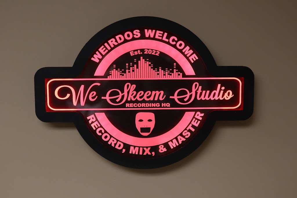We Skeem Studio | 1927 Deer Crossing, Pendleton, IN 46064, USA | Phone: (317) 665-7810