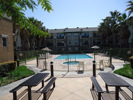 Solara Court Senior | 3335 W Lincoln Ave, Anaheim, CA 92801, USA | Phone: (714) 761-2400