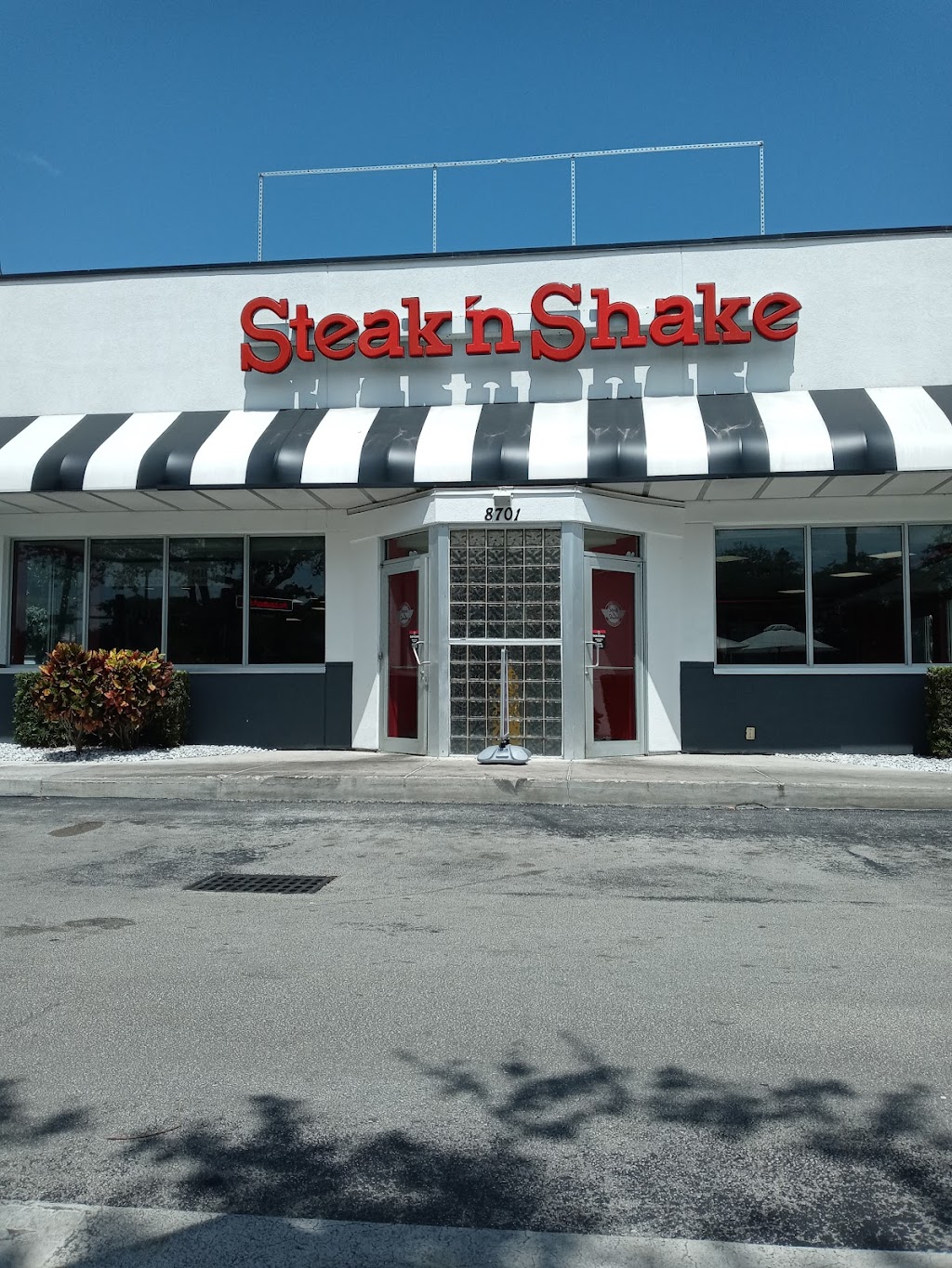 Steak n Shake | 8701 SW 157th Ave, Miami, FL 33193, USA | Phone: (305) 752-2060