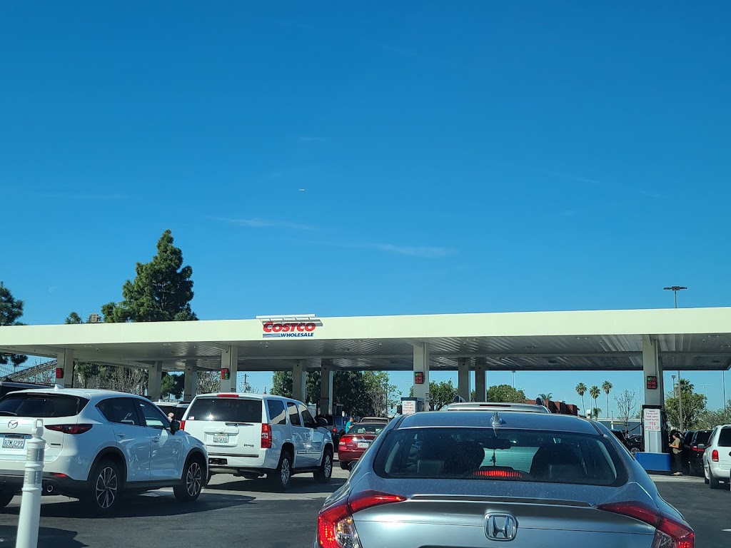 Costco Gas Station | 17900 Newhope St, Fountain Valley, CA 92708, USA | Phone: (714) 338-2183
