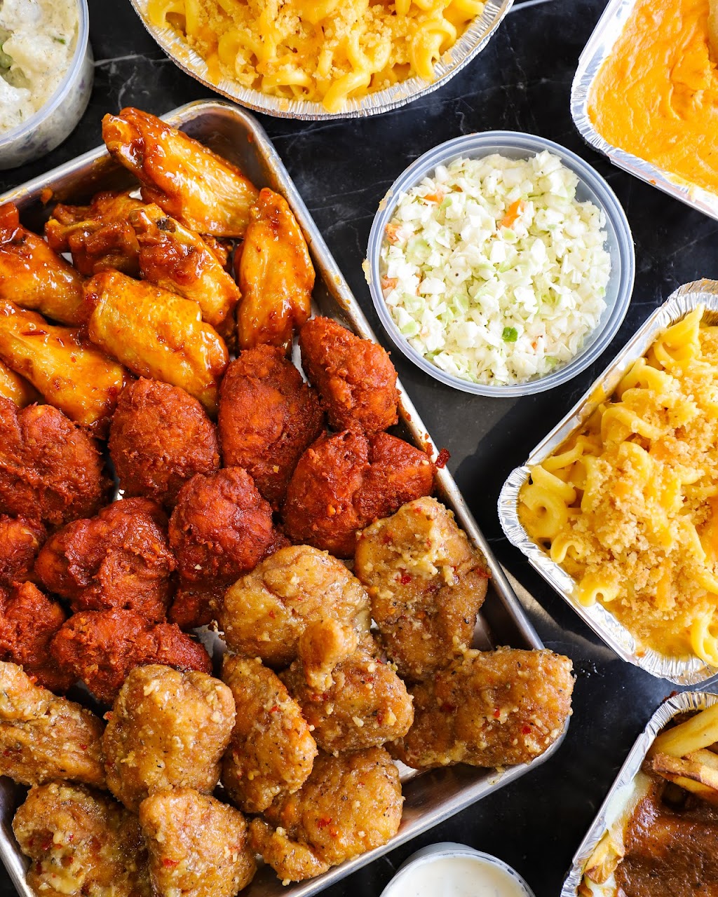 Detroit Wing Company | 3234 Ann Arbor-Saline Rd, Ann Arbor, MI 48103, USA | Phone: (734) 263-1414