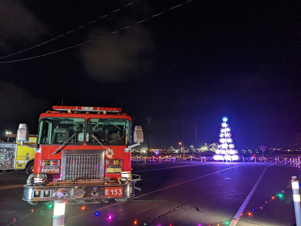 Santas Speedway Christmas Lights Drive-Thru | 500 Speedway Dr, Irwindale, CA 91706, USA | Phone: (626) 358-1100