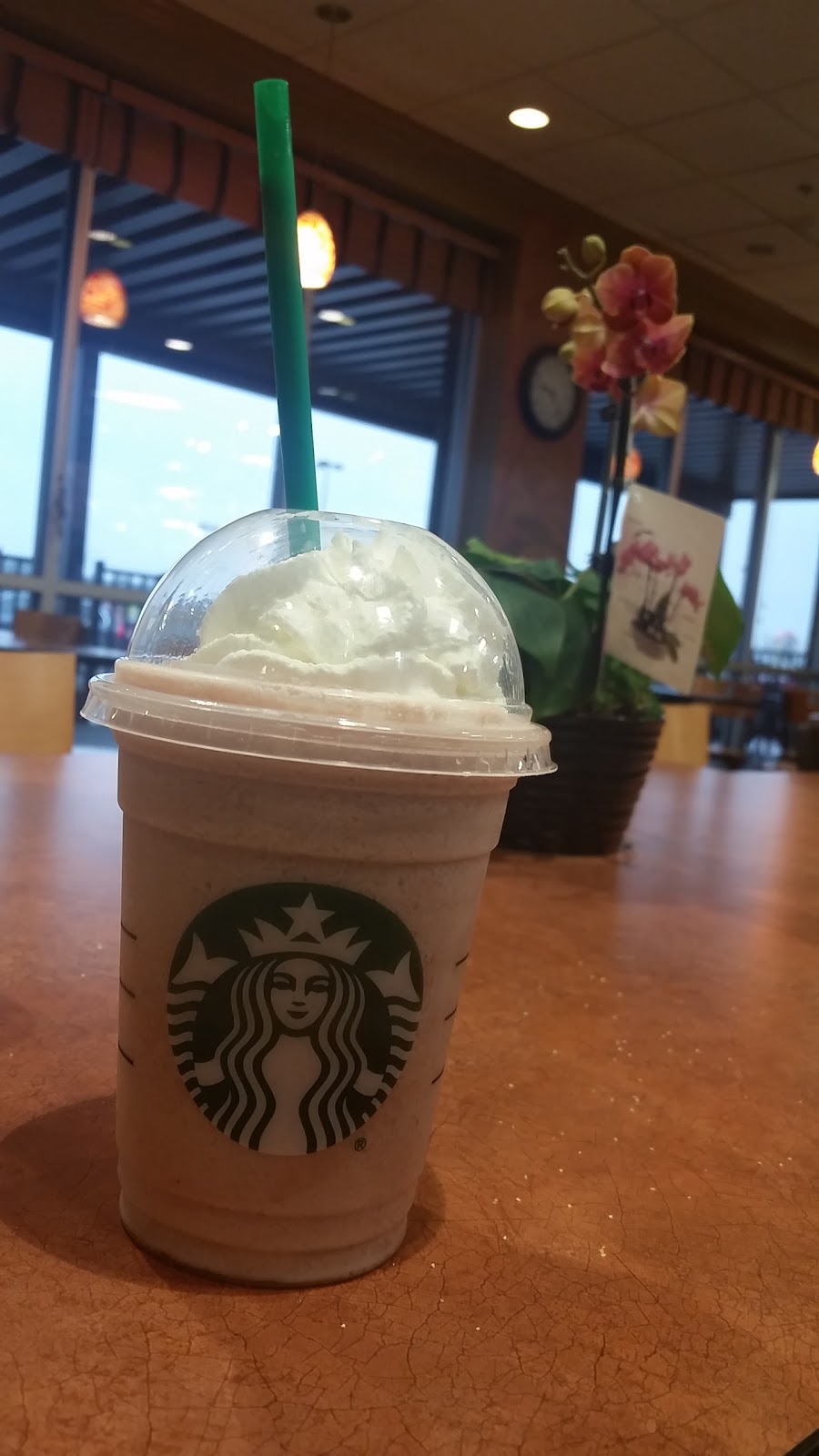 Starbucks | 890 Richmond Plaza, Richmond, KY 40475, USA | Phone: (859) 624-1092