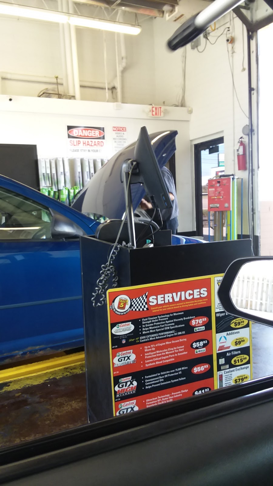 Take 5 Oil Change | 7507 Brookpark Rd, Parma, OH 44129, USA | Phone: (216) 273-6774