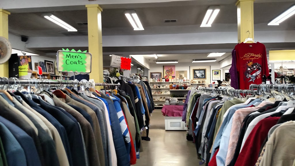 Immacolata Manor Thrift Shop | 931 Brown St, Liberty, MO 64068, USA | Phone: (816) 781-5472