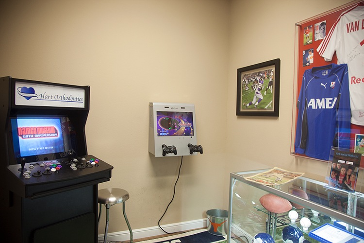 Hart Orthodontics | 420 N Ridgeway Dr, Cleburne, TX 76033, USA | Phone: (817) 645-2432