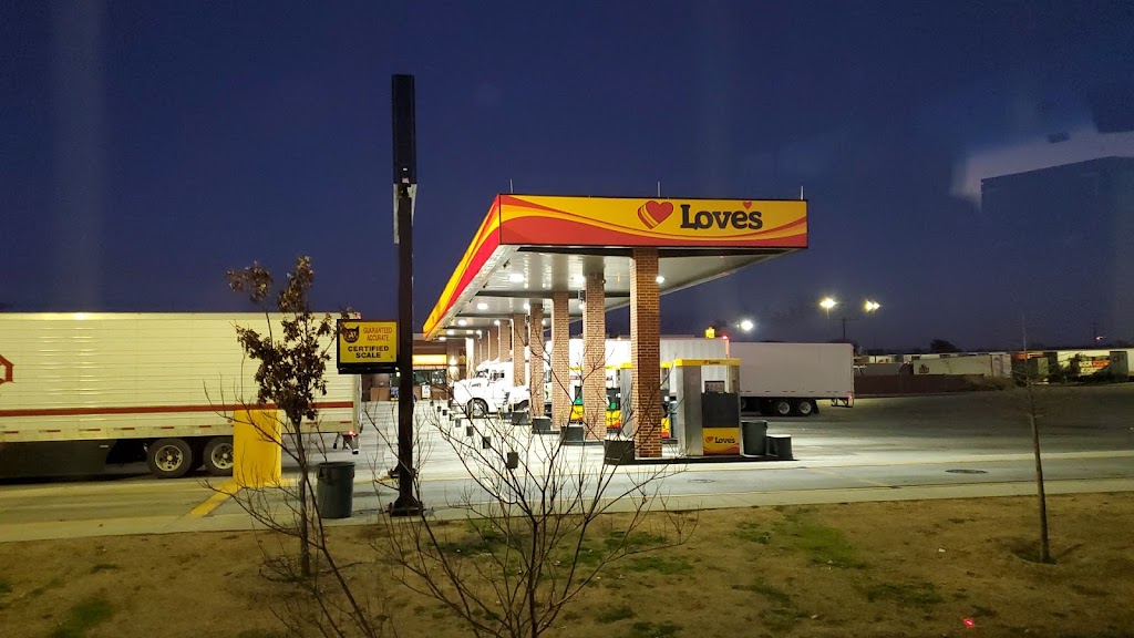 Loves Travel Stop | 6421 N Interstate 35, Denton, TX 76207, USA | Phone: (940) 320-1457