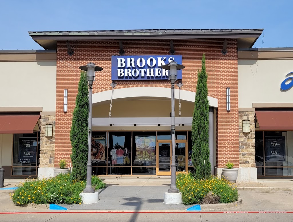 Brooks Brothers | 820 W Stacy Rd Space 222, Allen, TX 75013, USA | Phone: (972) 678-2877