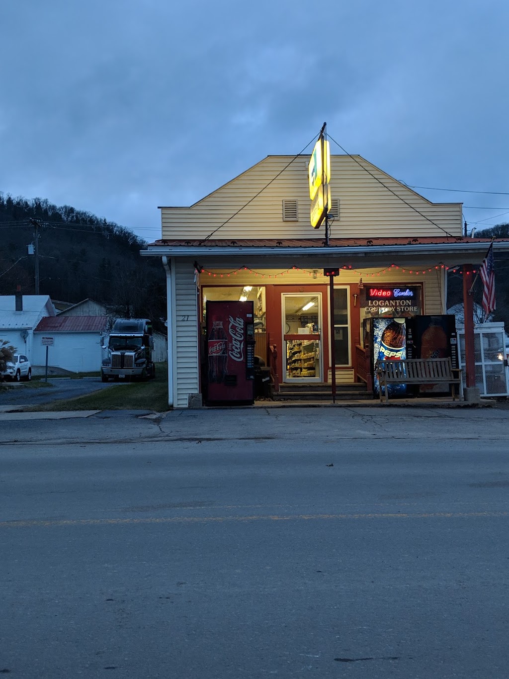 Carroll Road Side Rest West | 194 I-80, Loganton, PA 17747, USA | Phone: (570) 725-3842