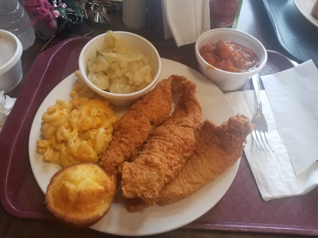 Daddys Soul Food & Grille | 754 N 27th St #3552, Milwaukee, WI 53208, USA | Phone: (414) 448-6165