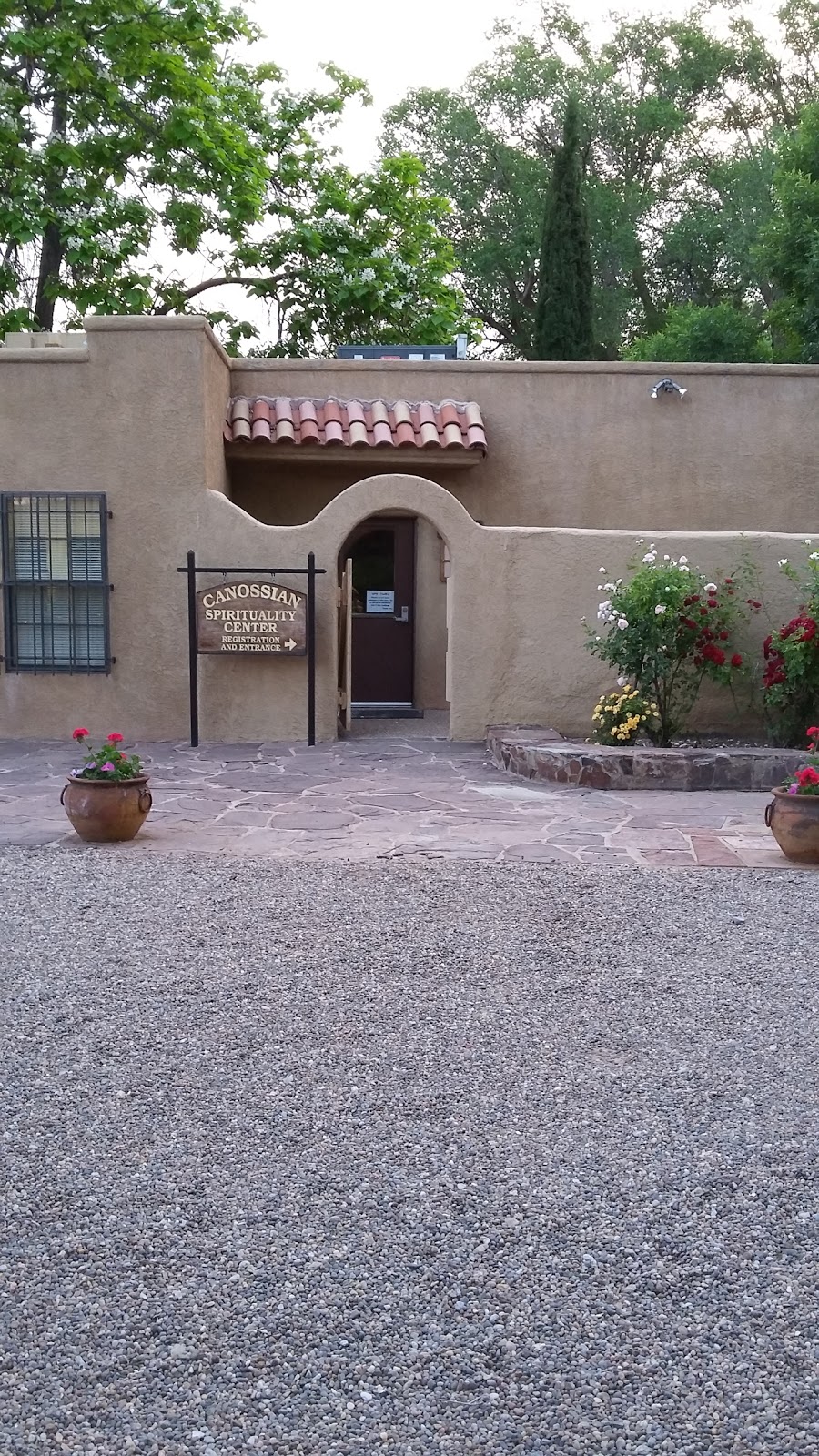 Canossian Spirituality Center | 5625 Isleta Blvd SW, Albuquerque, NM 87105, USA | Phone: (505) 452-9402