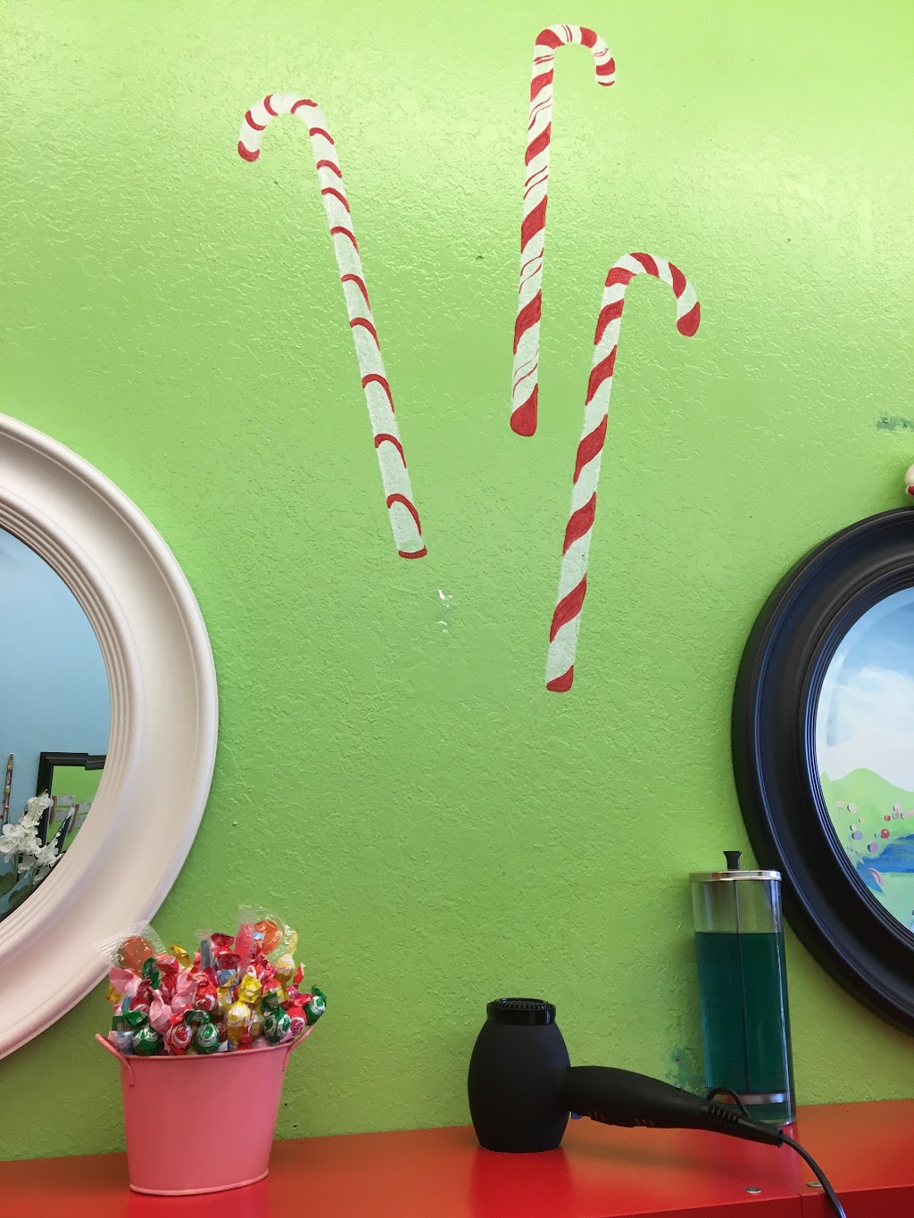 Candyland Cuts for Kids | 5890 Santa Teresa Blvd, San Jose, CA 95123 | Phone: (408) 225-9989