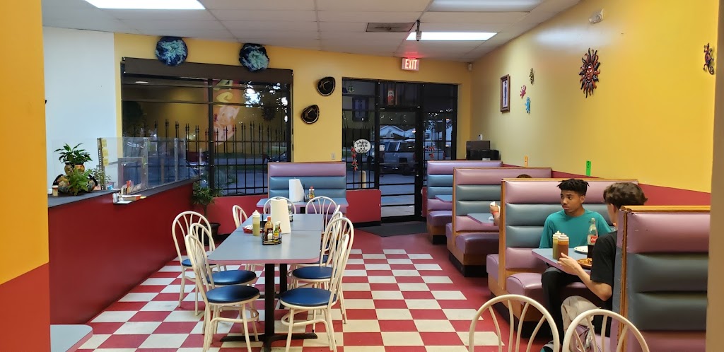 La Siesta Taqueria | 1506 Recker Hwy, Winter Haven, FL 33880, USA | Phone: (863) 207-6370