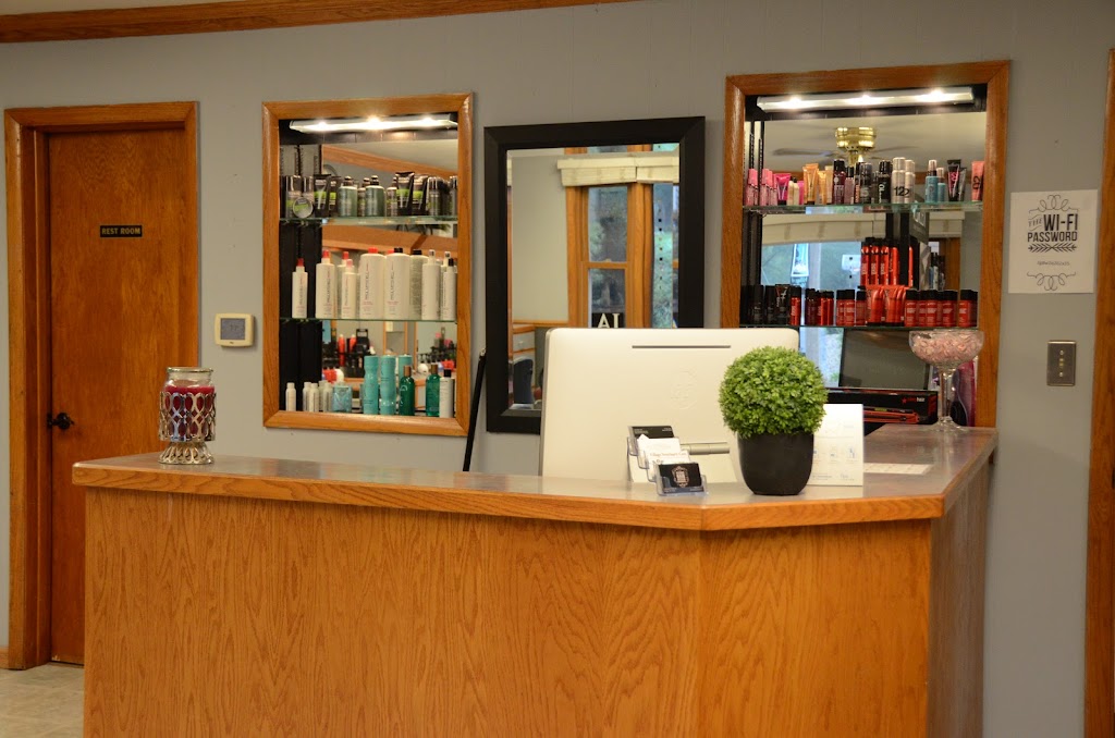 The Scizzory Hair Design | W282N7104 Main St, Merton, WI 53056, USA | Phone: (262) 538-1124