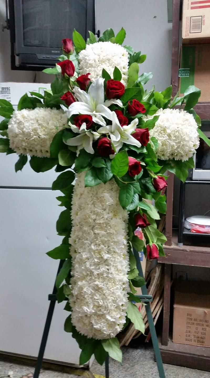 Les Flowers & Services | 6460 Stockton Blvd suite 300, Sacramento, CA 95823 | Phone: (916) 402-1521