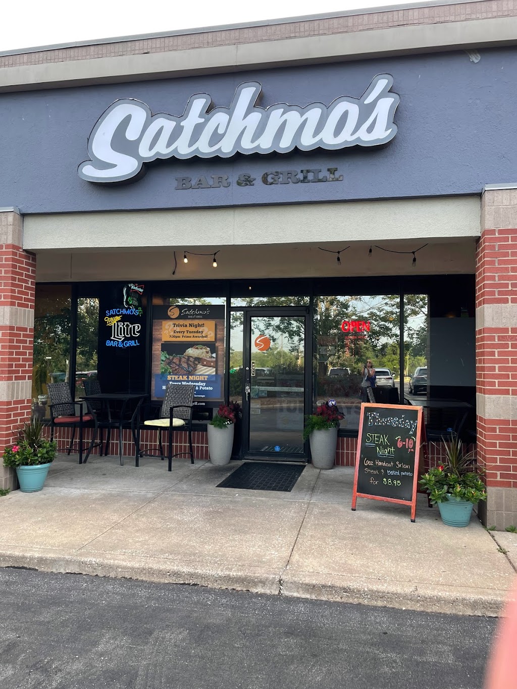 Satchmos Bar & Grill | 13375 Olive Blvd, Chesterfield, MO 63017, USA | Phone: (314) 878-3886