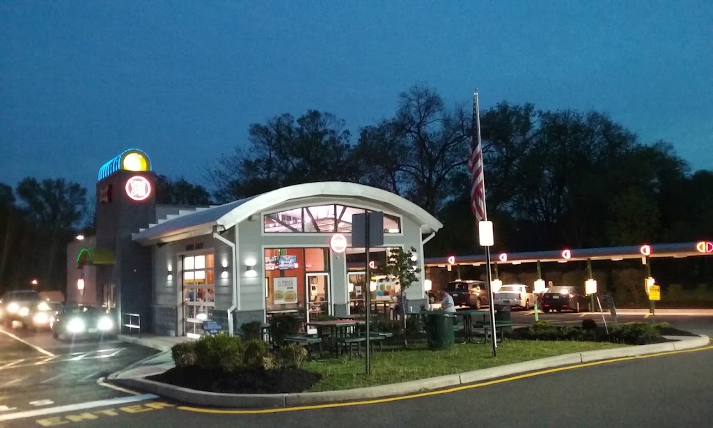 Sonic Drive-In | 199 Route 22 East, Green Brook Township, NJ 08812 | Phone: (732) 529-5225