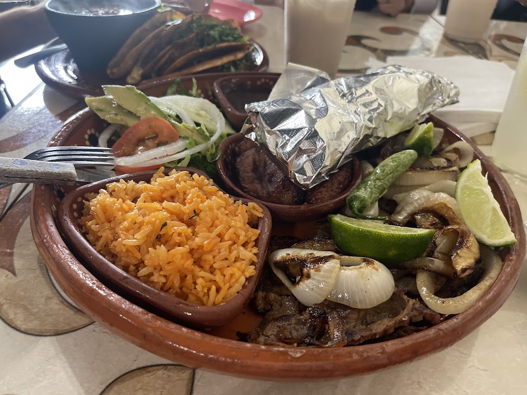La Escondidita Mexican Kitchen | 833 W Salisbury St, Asheboro, NC 27203, USA | Phone: (336) 736-8305