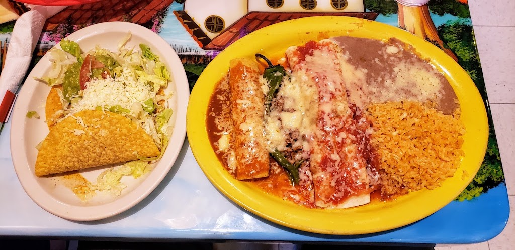 Los Tres Magueyes | 401 Wake Chapel Rd, Fuquay-Varina, NC 27526, USA | Phone: (919) 552-3957