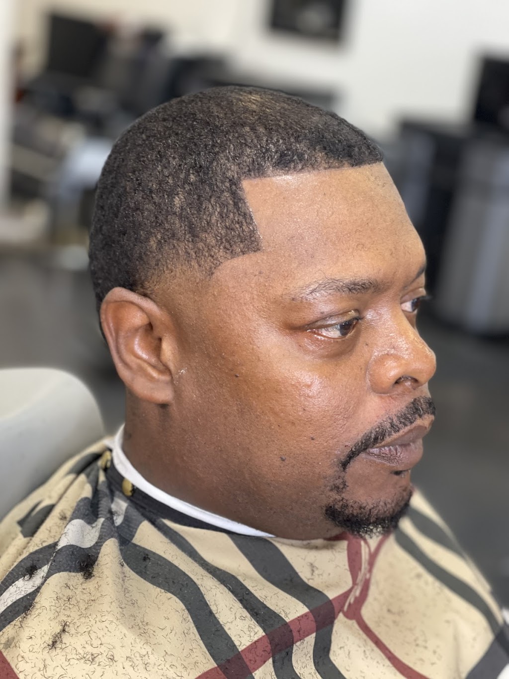 Anointed Hands Barbershop | 201 Hunters Crossing Blvd, Bastrop, TX 78602, USA | Phone: (737) 881-8001
