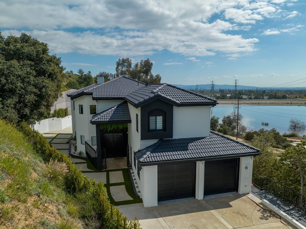 Uplift Recovery Center | 2831 Eaton Canyon Dr, Pasadena, CA 91107, USA | Phone: (866) 979-5848