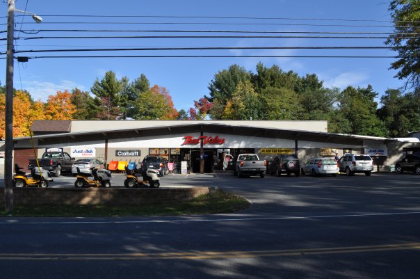 Country True Value Hardware And Rental | 217 N Greenbush Rd, Troy, NY 12180, USA | Phone: (518) 283-6246