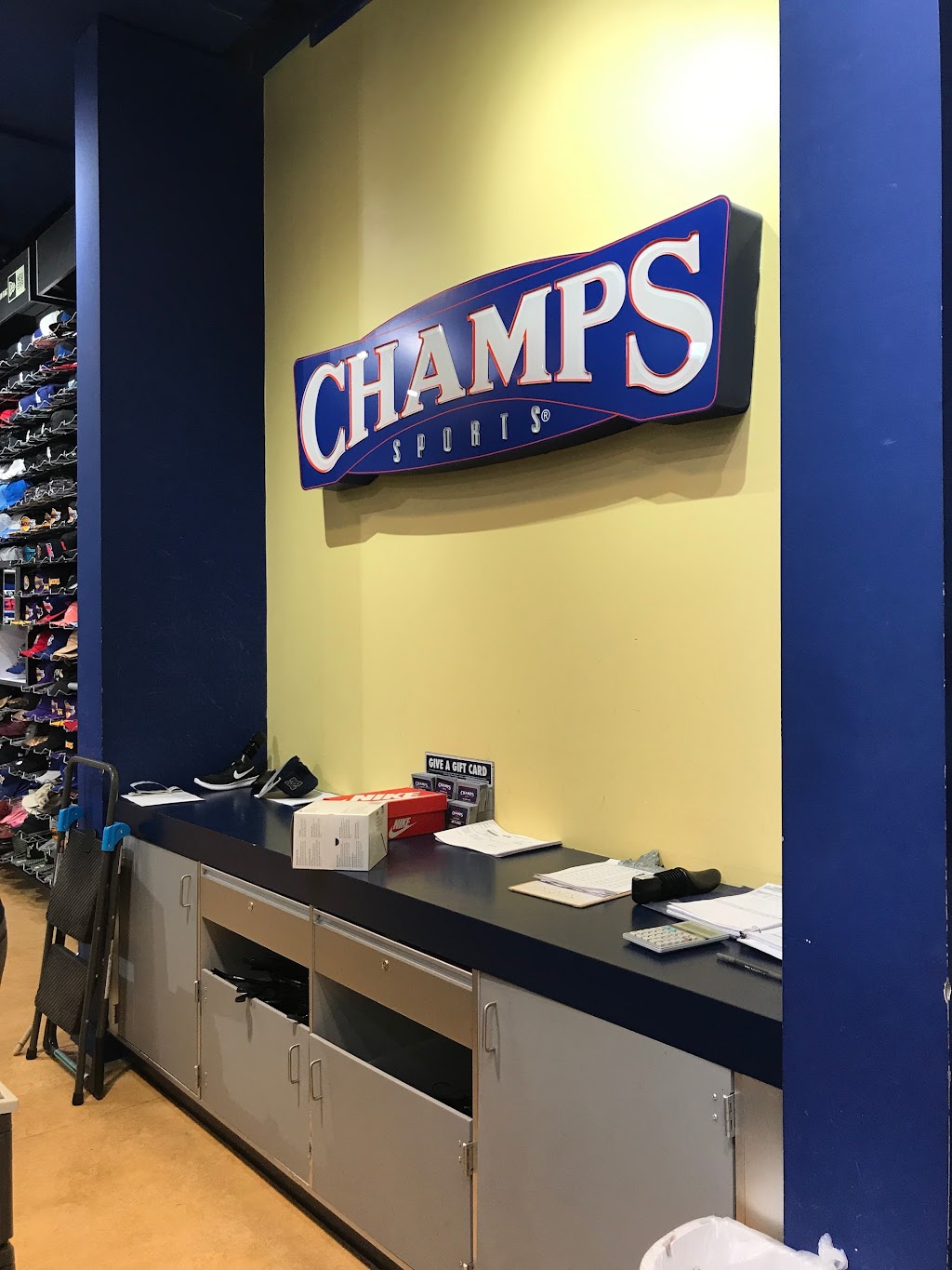 Champs Sports | 6600 CA-27, Canoga Park, CA 91303, USA | Phone: (818) 884-0656