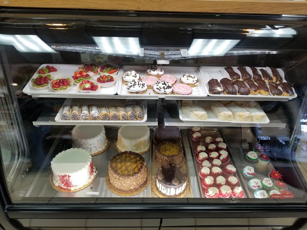 Mayers Bakery | 14 Peninsula Center, Rolling Hills Estates, CA 90274, USA | Phone: (310) 377-7846