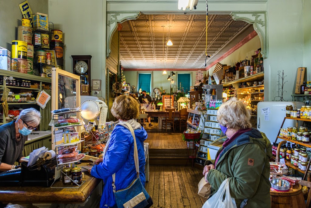 Beekers General Store | 226 E Front St, Pemberville, OH 43450, USA | Phone: (419) 287-3274