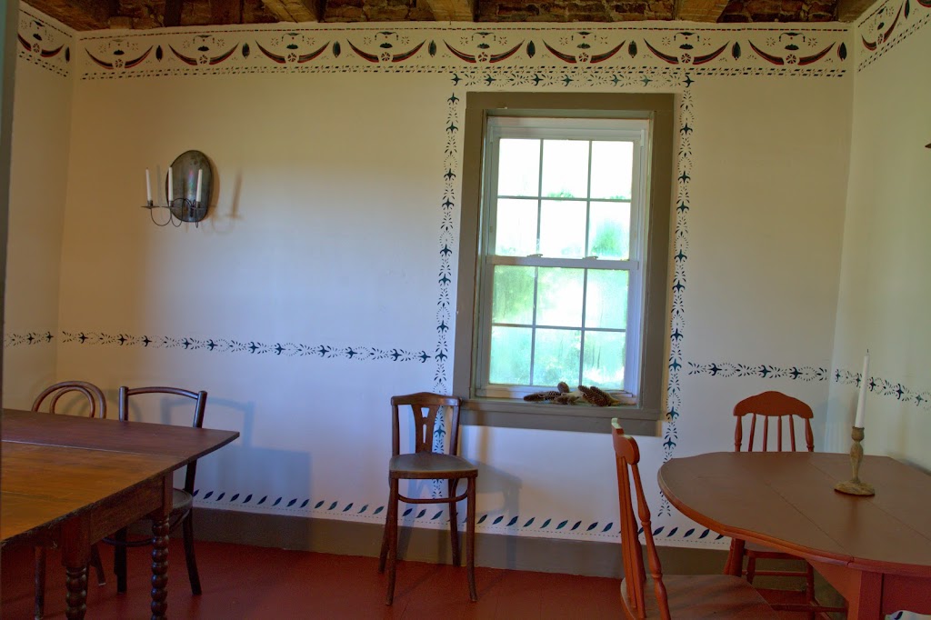 The Forsyth - Warren Tavern Living History Farm & Museum | 5182 Ridge Rd, Lockport, NY 14094, USA | Phone: (716) 433-3247