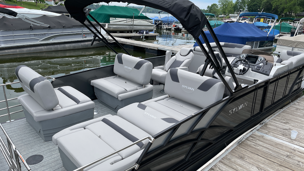 Lake Wisconsin Watersports | E13105 WI-113, Merrimac, WI 53561 | Phone: (608) 493-4044