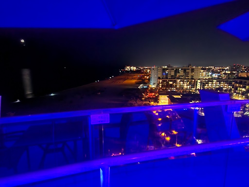 Level 11 Rooftop Bar & Lounge | 5250 Gulf Blvd, St Pete Beach, FL 33706, USA | Phone: (800) 448-0901